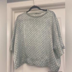 Zara Light Green Flowy Top✨💚